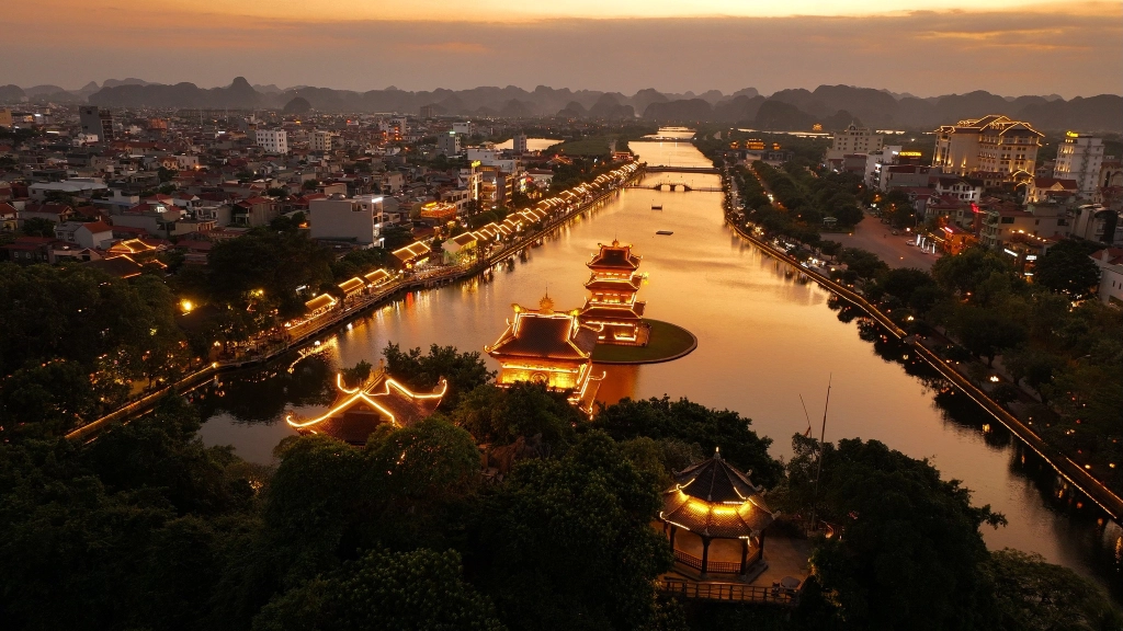 24 Giờ Ở Ninh Bình – Hành Trình Trải Nghiệm Trọn Vẹn Vùng Đất Cố Đô