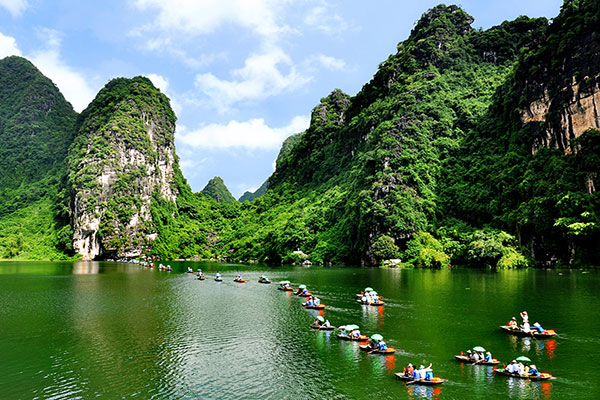 Trang An Landscape Complex: Vietnam’s First Mixed Heritage Site and a Timeless Journey with Bai Dinh Pagoda